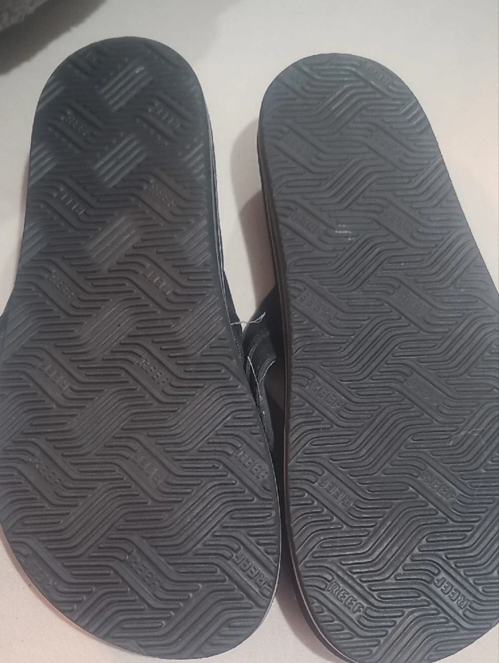 Reef Black Men's Foam Flip Flop Sandals